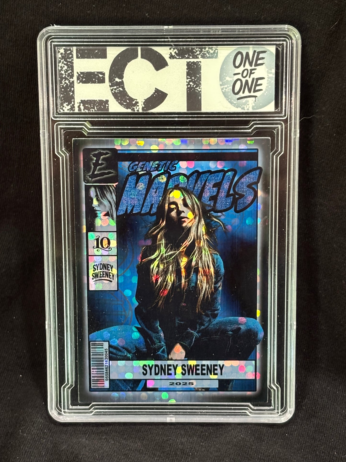 Sydney Sweeney – “Genetic Marvels” (Power Stance Variant) – (Ecto 1/1 Holo Art Cards)