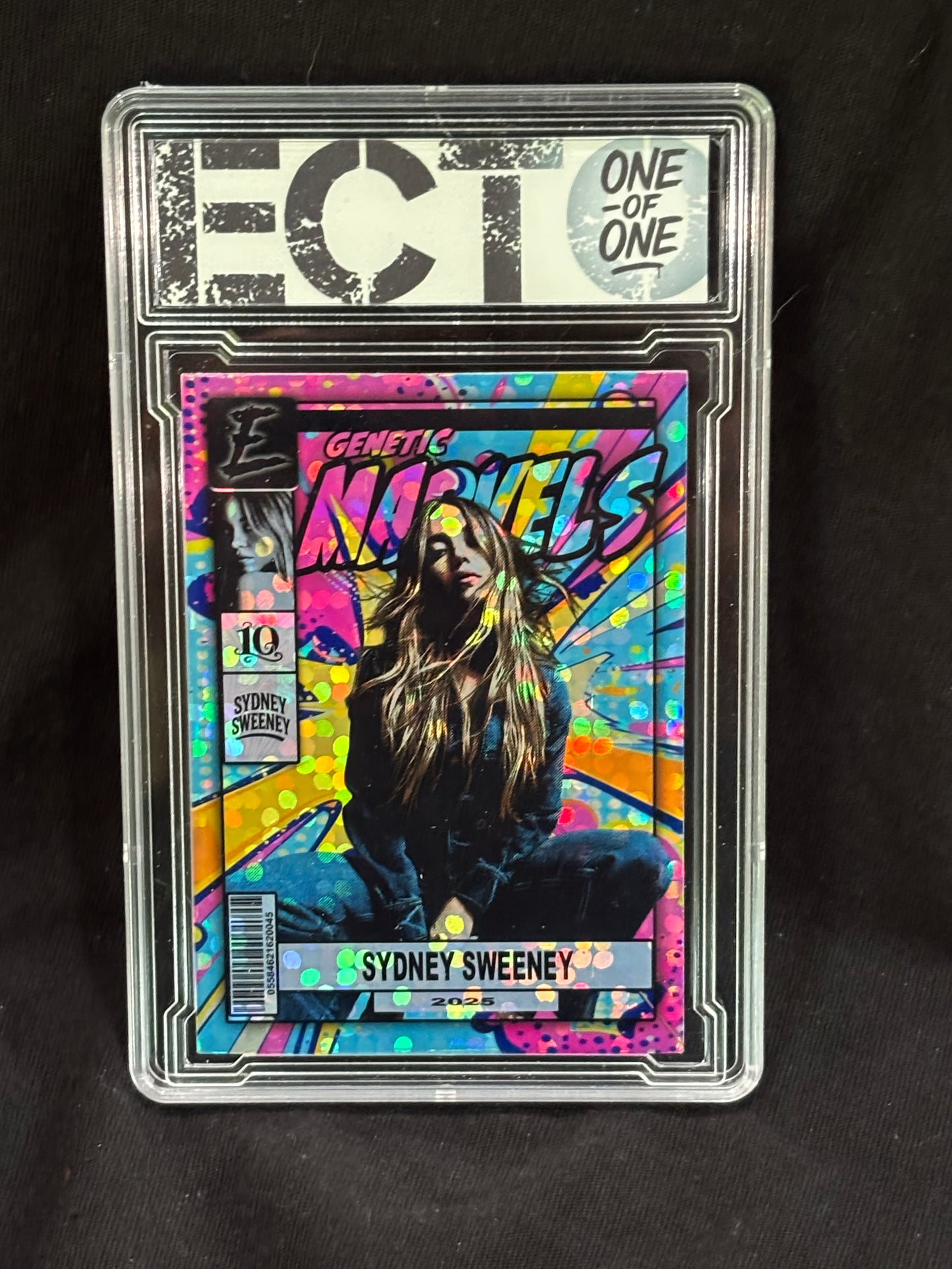 Sydney Sweeney – “Genetic Marvels” (Power Stance Variant) – (Ecto 1/1 Holo Art Cards)