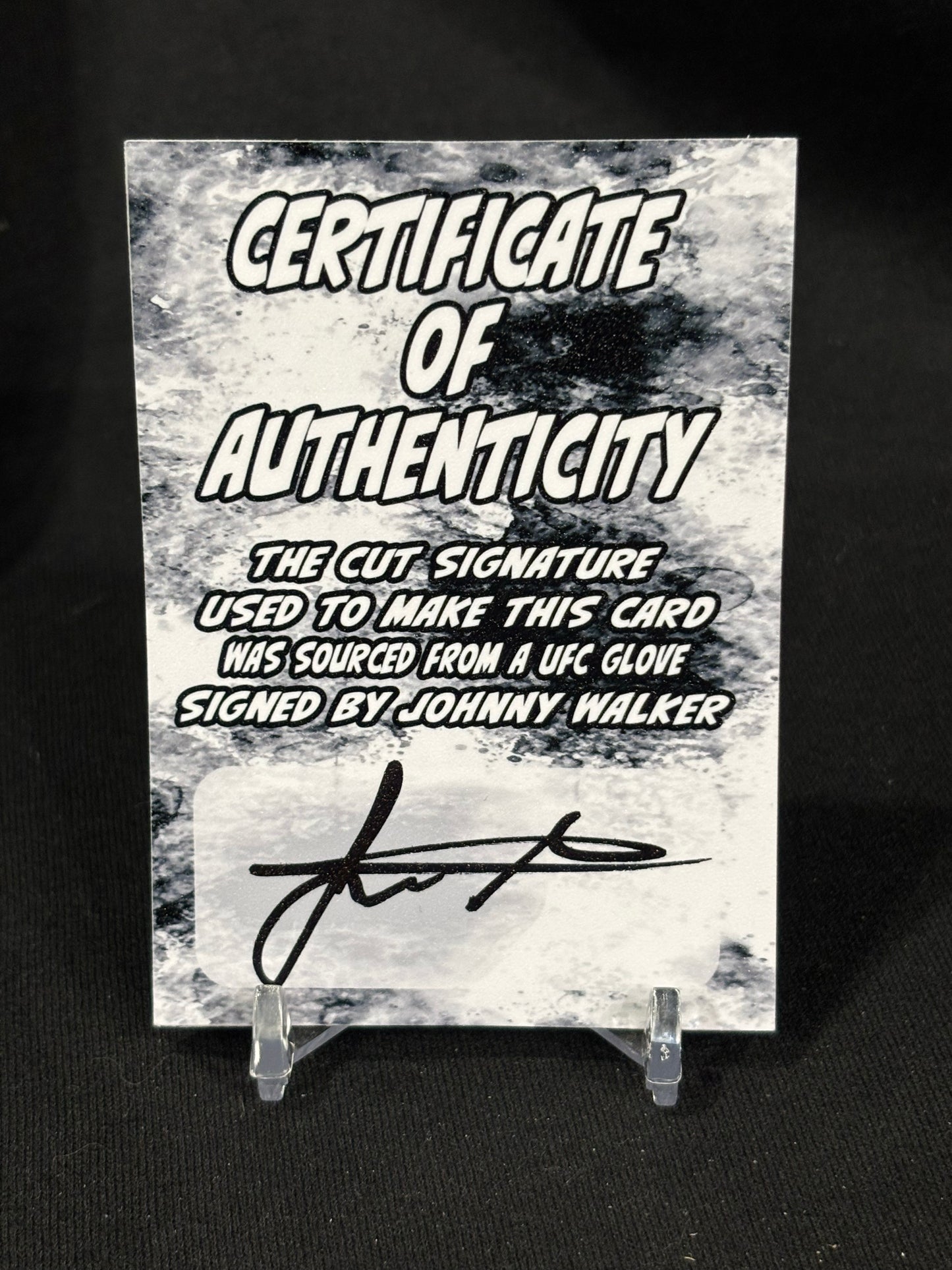 Johnny Walker – “Warpaint Relic” – 1/1 MMA Glove Cut Signature