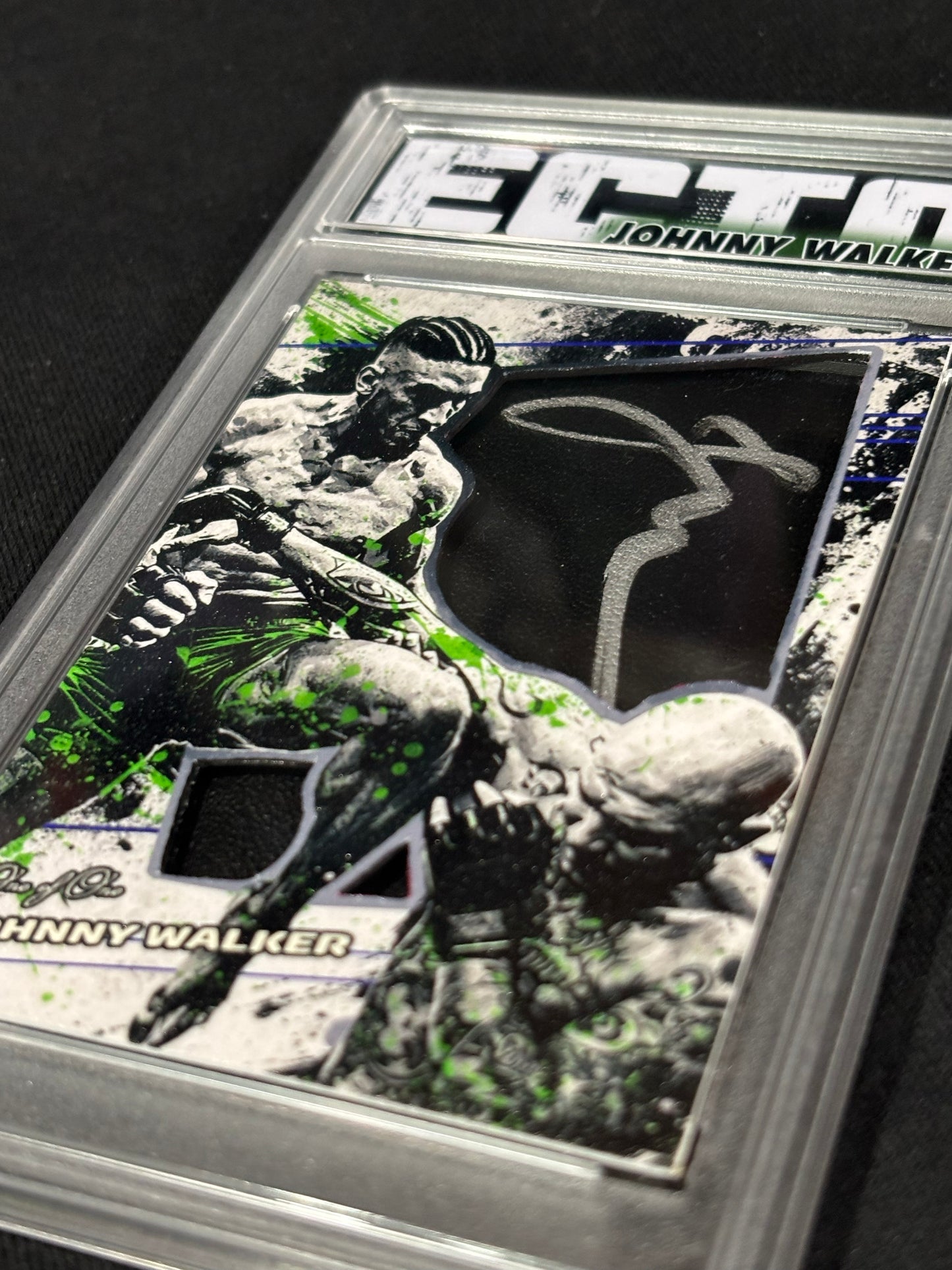 Johnny Walker – “Warpaint Relic” – 1/1 MMA Glove Cut Signature