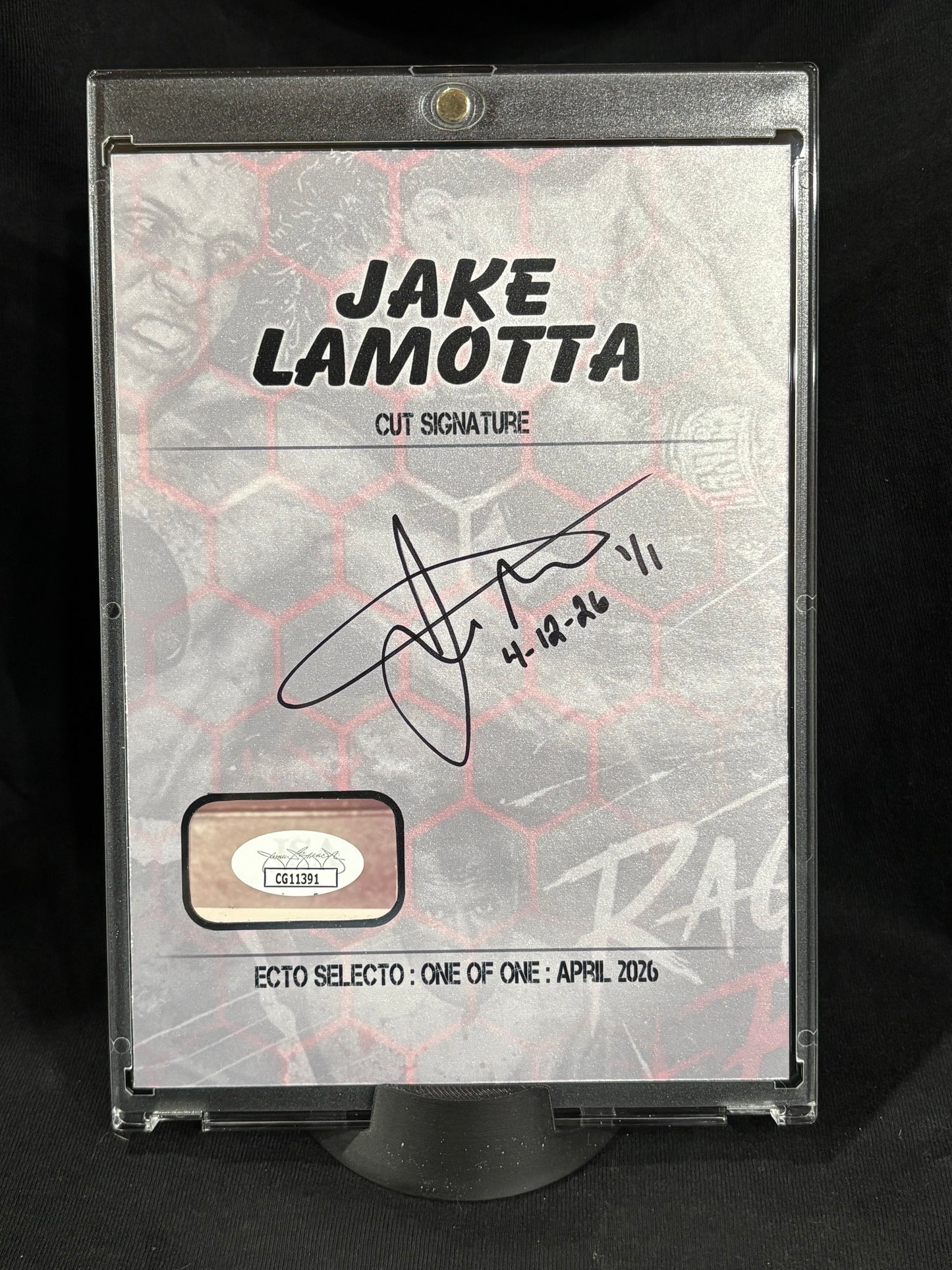 Jake LaMotta – “Raging Bull” – 1/1 Cut Signature (Ecto Selecto 5×7)